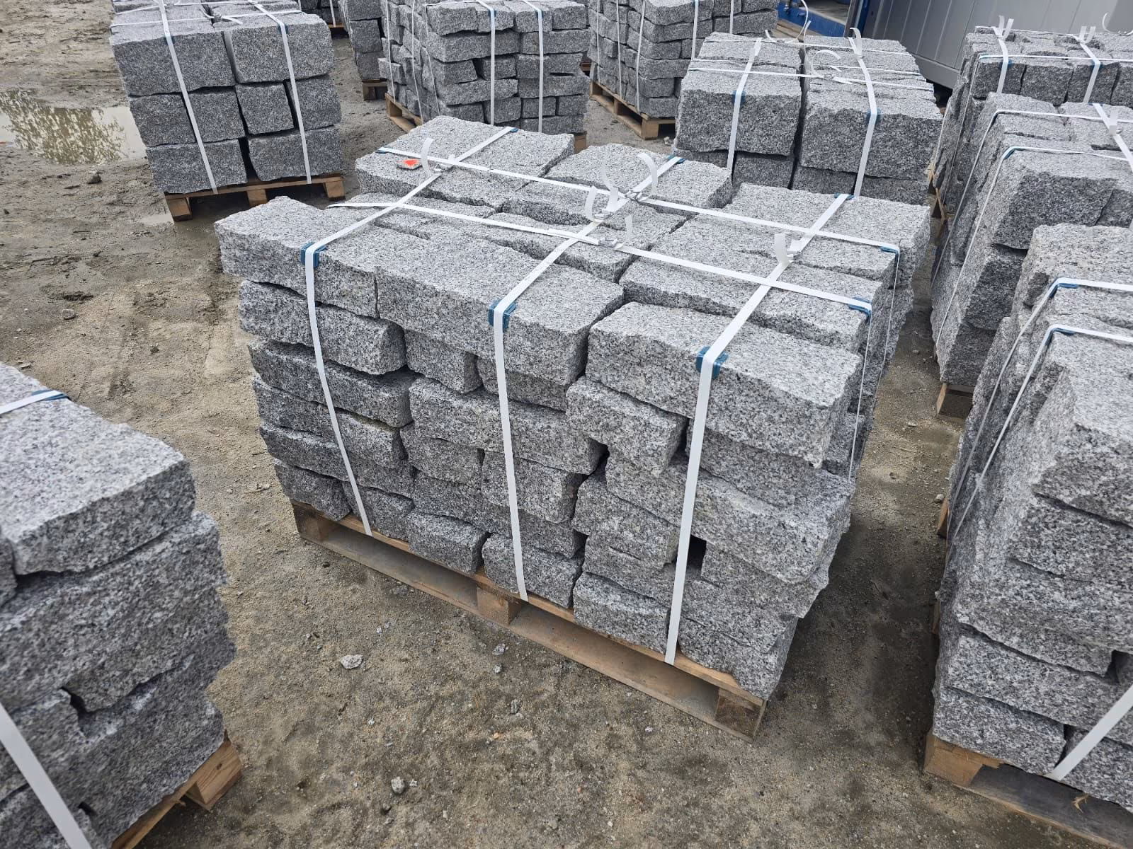 Kamień murowy granitowy 10 x 20 x 40 cm - obrazek 12