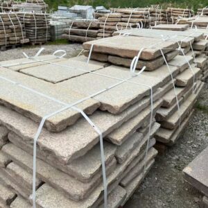 Profesjonalnie Postarzane Płyty Granitowe – luksusowy efekt antyku